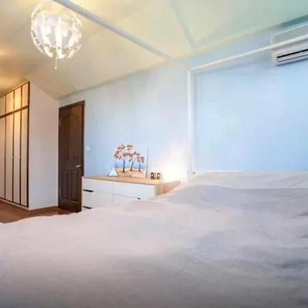 Comfortable With A Garden In A Gated Community Appartement